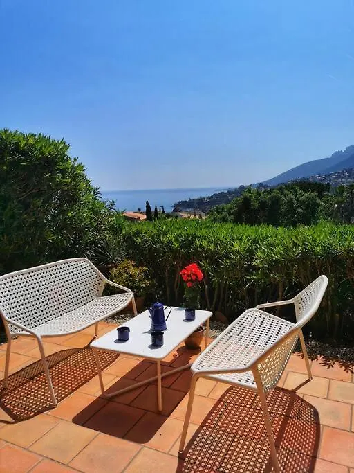 Duplex Vue Mer Dans Residence Avec Piscine Et Parking Théoule-sur-Mer